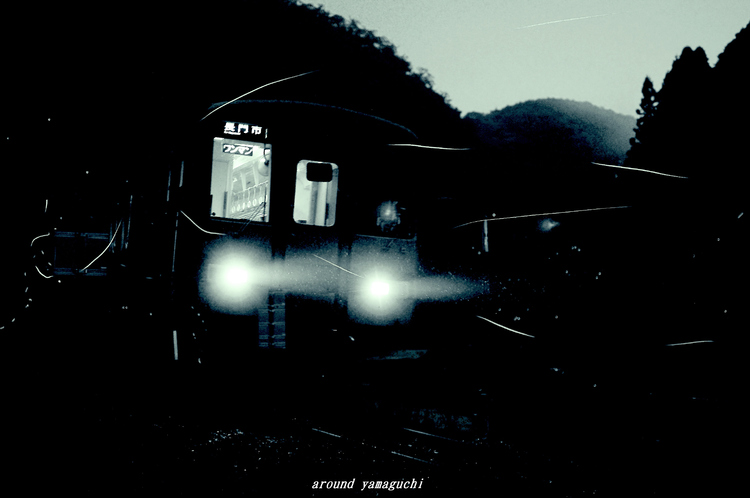 ほたる電車02.jpg