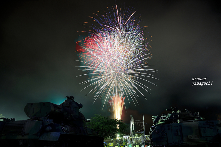 自衛隊花火11.jpg